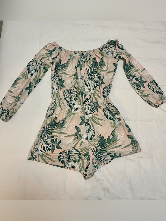 Ardene Pants - Tropical Off-Shoulder Romper